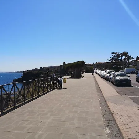 La Lampara Apartment *
