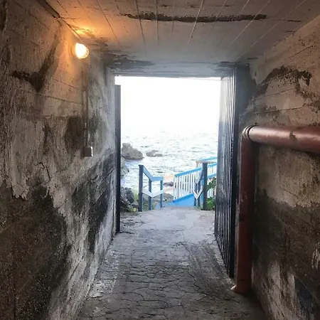 La Lampara * Aci Castello